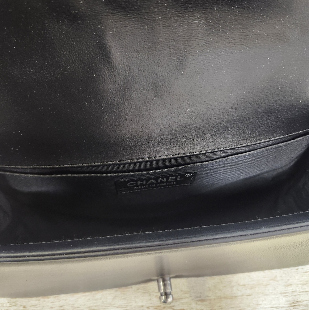 RARE Chanel Celtic Black Boy Bag - Picture 13 of 13